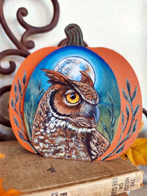 Harvest Moon GREAT HORNED OWL Home Decor, Painted Wooden Pumpkin