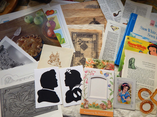 SNOW WHITE Books and Pages Themed Kit