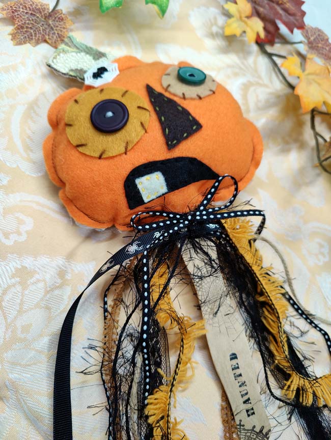 Folksy Felt JACK-O-LANTERN PUMPKIN Stick Puppet Halloween Decoration